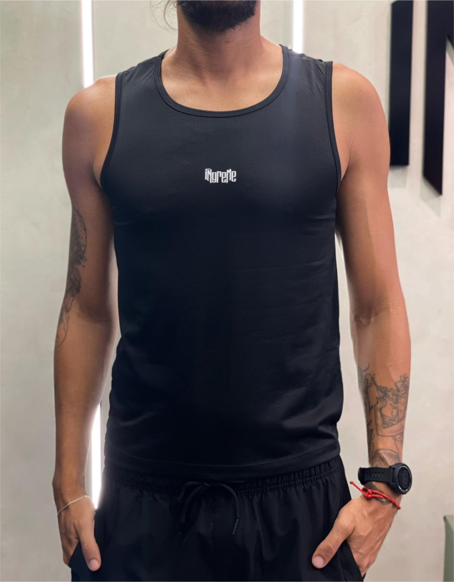 Regata 4:00am Linear