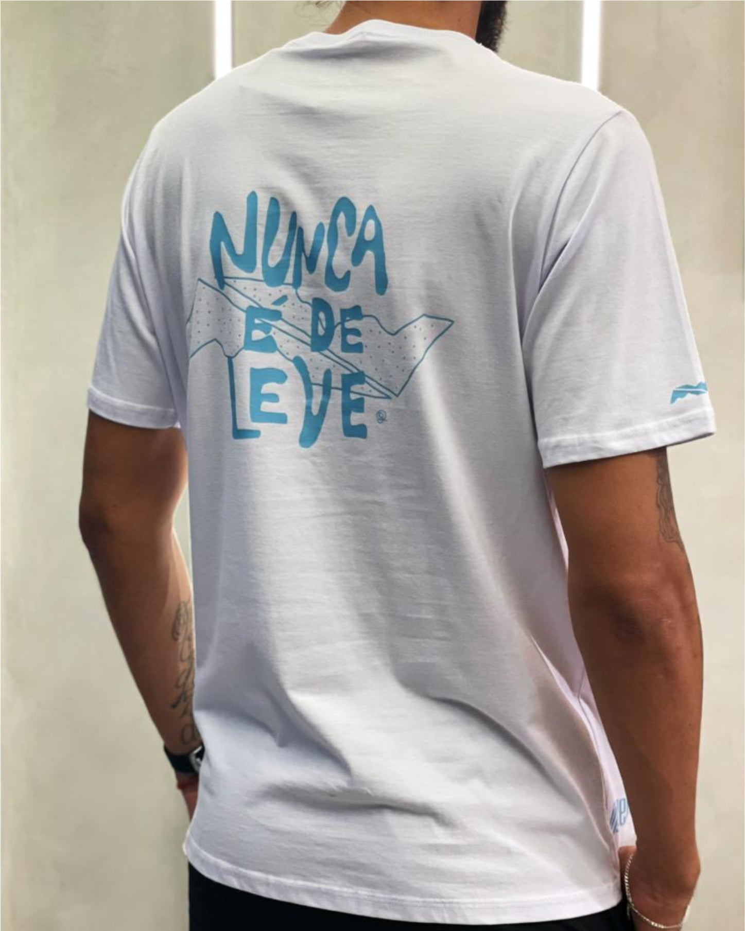 Camisa Nunca é de leve