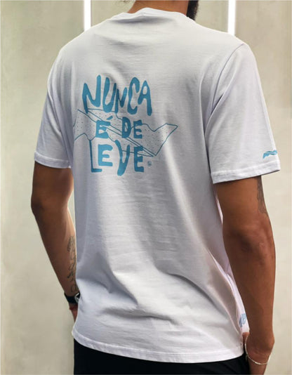 Camisa Nunca é de leve